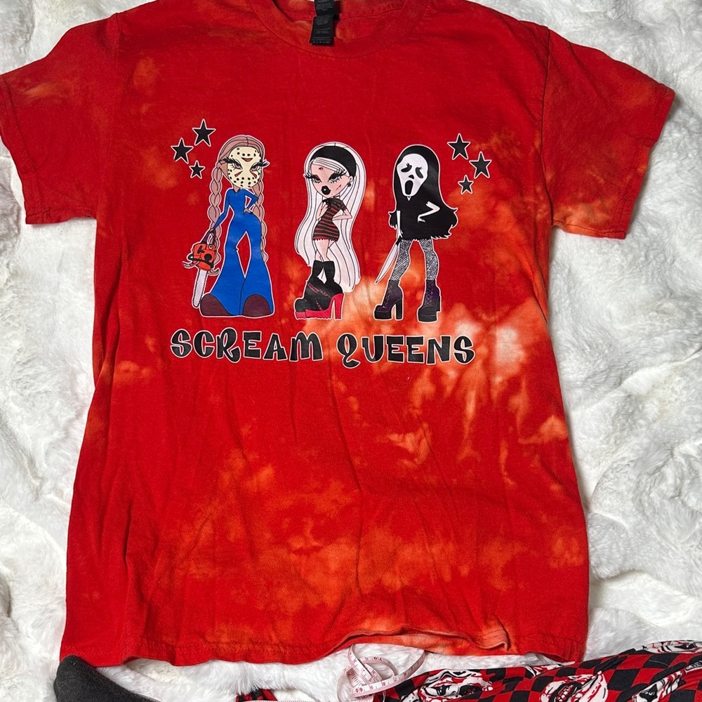 Gildan Red Scream Queens T-Shirt
